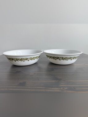 2 x vintage Corelle crazy daisy / spring blossom bowls